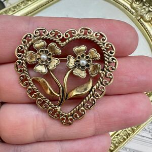 Vintage Gold Tone Filigree Heart Brooch with Flowers and  Faux Pearl Accents Pin